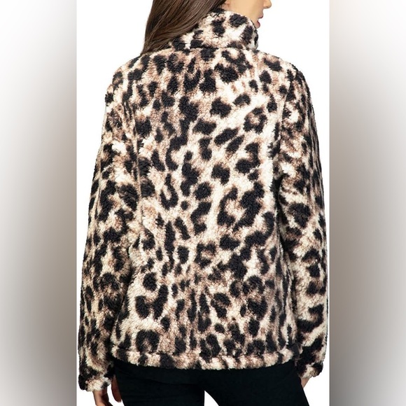 cheetah zip up - Picture 2 of 6